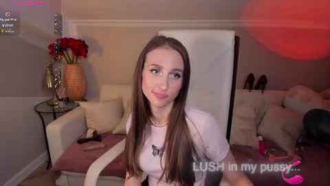 Sophie online show from June 13, 2026, 10:35 am