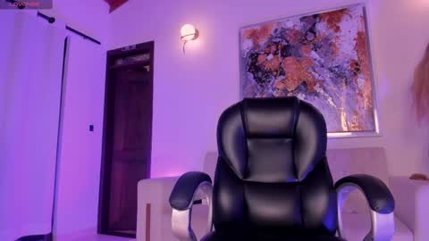 Sophie online show from February 14, 2025, 11:42 pm