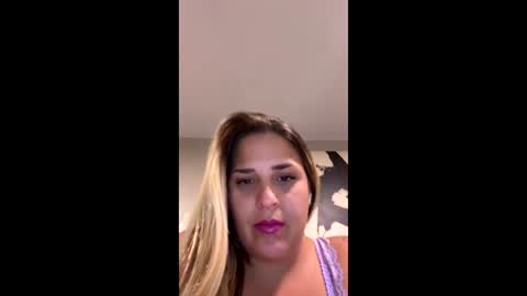 Snapshot of sophiebby94 chatting on June 9, 2026, 2:01 am Sophieluvsthesun online show from June 9, 2026, 2:01 am
