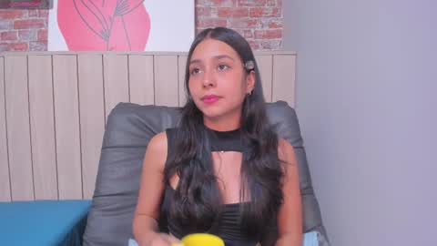 Sophie online show from February 26, 2025, 12:47 pm
