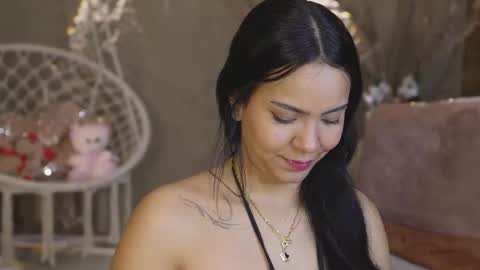  Sophie  online show from February 4, 2026, 12:22 pm