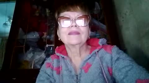 Snapshot of sophieburnsx chatting on April 23, 2026, 4:09 pm SophieBurnsX online show from April 23, 2026, 4:09 pm