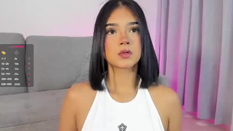 Snapshot of sophiecb chatting on June 9, 2026, 2:50 pm sophie online show from June 9, 2026, 2:50 pm