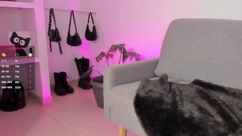 Snapshot of sophiecb chatting on July 18, 2026, 7:17 pm sophie online show from July 18, 2026, 7:17 pm