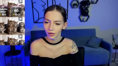 Sophie online show from December 2, 2024, 3:58 am