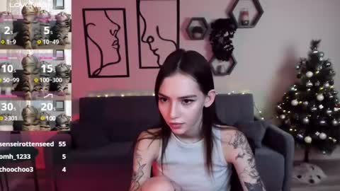Sophie online show from December 11, 2024, 12:23 am