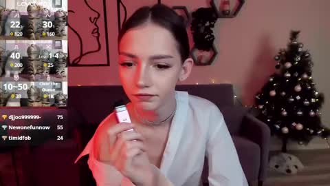 Sophie online show from December 27, 2024, 1:22 am