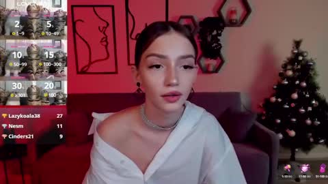 Sophie online show from December 30, 2024, 7:37 am