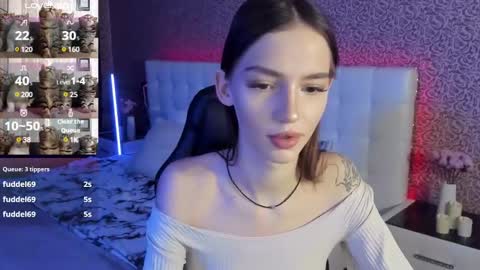 Sophie online show from February 6, 2025, 10:04 am