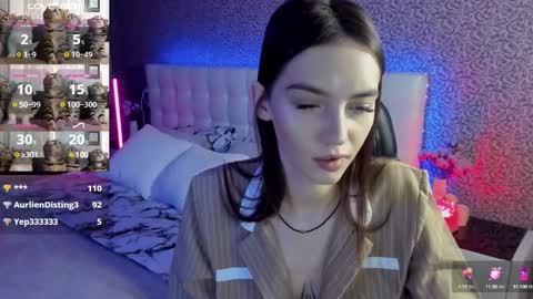 Sophie online show from March 7, 2025, 11:40 am