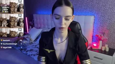 Sophie online show from March 10, 2025, 2:48 pm