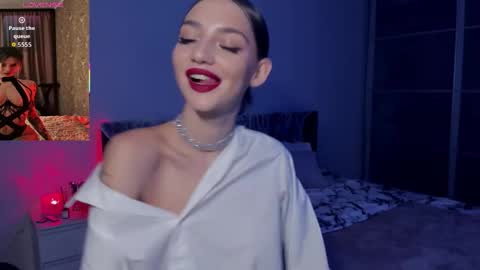 Sophie online show from October 30, 2025, 2:18 pm