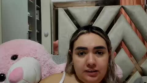Snapshot of sophiee_rosee chatting on May 24, 2026, 8:36 pm sophiee rosee online show from May 24, 2026, 8:36 pm