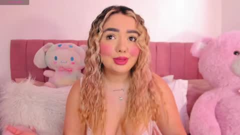 Snapshot of sophiee_rosee chatting on June 5, 2026, 5:07 pm sophiee rosee online show from June 5, 2026, 5:07 pm