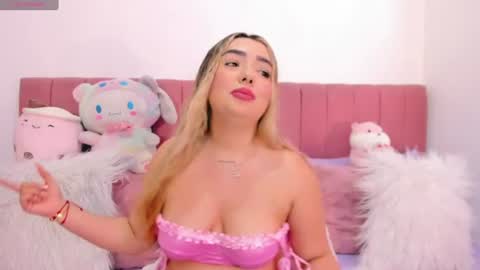 Snapshot of sophiee_rosee chatting on June 12, 2026, 4:06 pm sophiee rosee online show from June 12, 2026, 4:06 pm