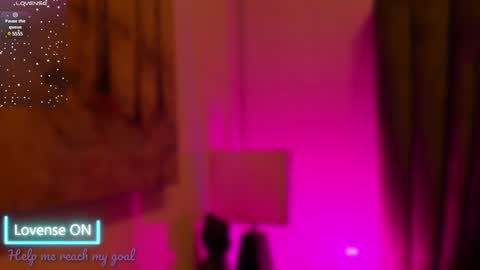 Sophie  online show from January 8, 2025, 10:37 am