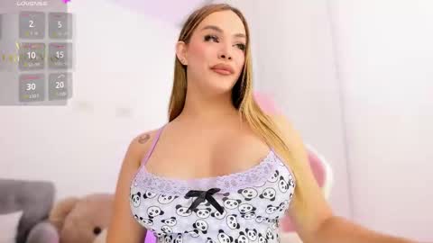 SAMANTHA online show from December 22, 2025, 1:52 pm