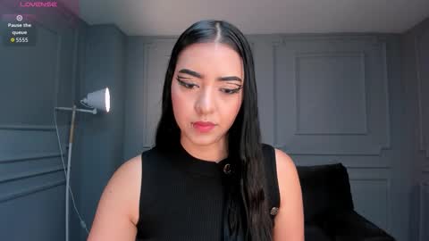 Snapshot of sophielanne chatting on November 23, 2025, 11:04 pm Sophie online show from November 23, 2025, 11:04 pm