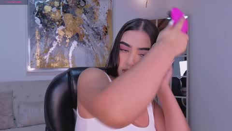 Sophie online show from June 2, 2026, 4:14 am