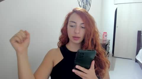 Sophia online show from October 8, 2025, 4:43 am