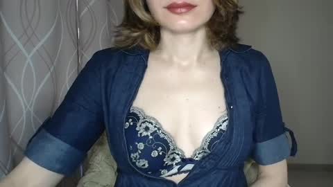 Sophiemisss online show from March 27, 2026, 6:19 am