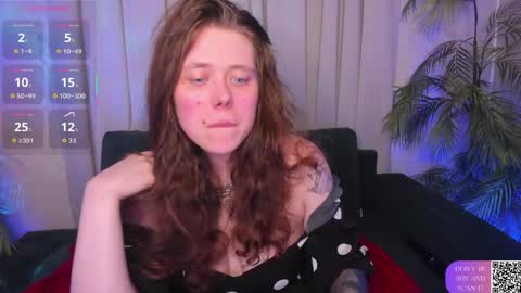 Snapshot of sophiepure chatting on April 7, 2026, 8:53 pm Sophie online show from April 7, 2026, 8:53 pm
