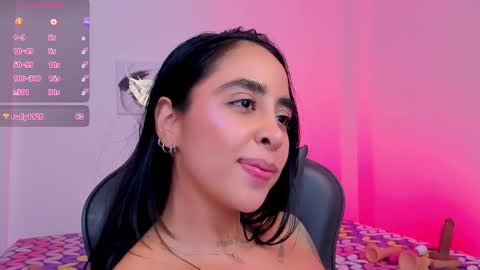 Snapshot of sophierooy chatting on October 16, 2025, 1:39 am sophierooy online show from October 16, 2025, 1:39 am
