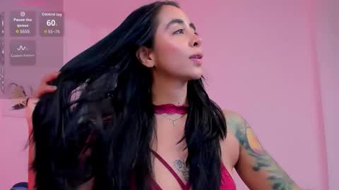 sophierooy online show from November 30, 2025, 7:29 pm