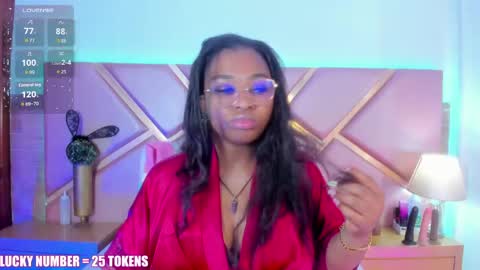 Sophie online show from June 8, 2026, 11:43 am