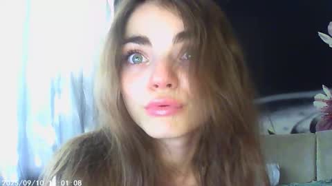 Snapshot of sophiesuvi chatting on September 9, 2025, 12:48 pm Sophie and my bestie Mandy    online show from September 9, 2025, 12:48 pm