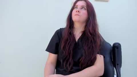 Snapshot of sophieturner_mg chatting on June 24, 2026, 7:13 pm sophieturner_mg online show from June 24, 2026, 7:13 pm