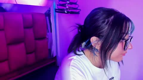 Snapshot of sophievv chatting on April 30, 2026, 9:19 pm Sophie online show from April 30, 2026, 9:19 pm