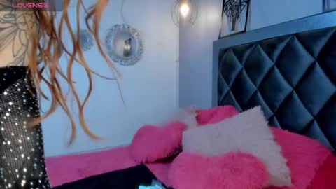 sophi online show from December 19, 2024, 2:02 pm