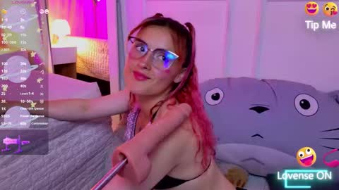 Sophia online show from September 12, 2025, 4:34 am