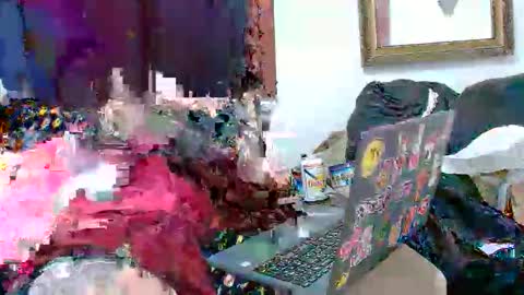 sophirivers online show from September 12, 2025, 1:49 am