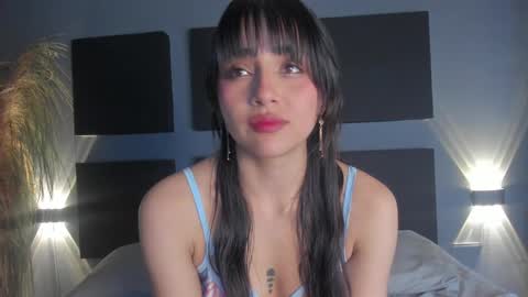 Snapshot of sophy_smilesweet chatting on January 11, 2025, 5:40 pm SOPHY ROGERS online show from January 11, 2025, 5:40 pm