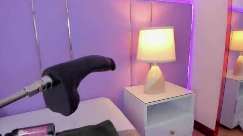 Sophy online show from November 3, 2025, 11:55 am