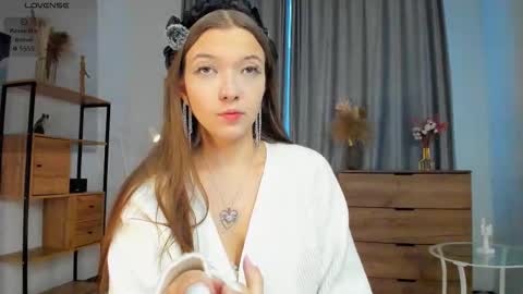 Snapshot of sophystarks chatting on December 21, 2025, 7:37 am Emilia You can call me Emmy online show from December 21, 2025, 7:37 am