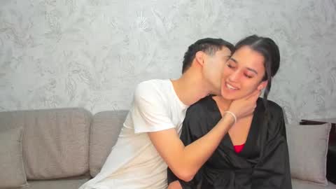 sophywhisper online show from December 3, 2025, 1:31 pm