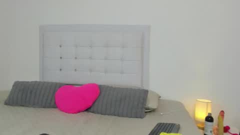 Sofia  online show from October 31, 2025, 10:44 pm