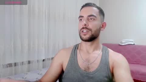 Snapshot of sorrymybadd chatting on November 29, 2025, 10:02 pm luis online show from November 29, 2025, 10:02 pm