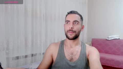 Snapshot of sorrymybadd chatting on November 30, 2025, 9:19 pm luis online show from November 30, 2025, 9:19 pm