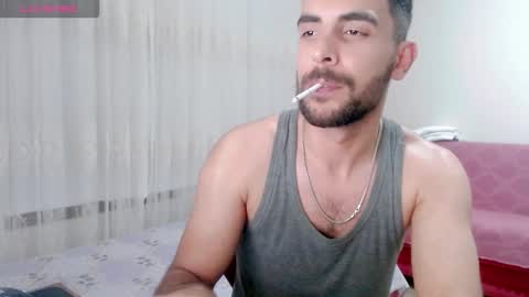 Snapshot of sorrymybadd chatting on December 3, 2025, 9:24 pm luis online show from December 3, 2025, 9:24 pm