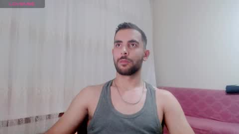 Snapshot of sorrymybadd chatting on December 17, 2025, 9:43 pm luis online show from December 17, 2025, 9:43 pm