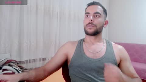 Snapshot of sorrymybadd chatting on January 14, 2026, 9:42 pm luis online show from January 14, 2026, 9:42 pm