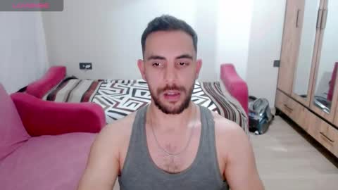 Snapshot of sorrymybadd chatting on February 20, 2026, 10:54 pm luis online show from February 20, 2026, 10:54 pm