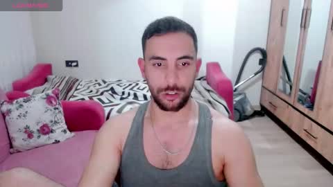 Snapshot of sorrymybadd chatting on February 24, 2026, 9:57 pm luis online show from February 24, 2026, 9:57 pm