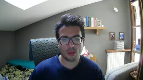 Snapshot of soulground77 chatting on October 16, 2025, 12:28 pm Lucag88 online show from October 16, 2025, 12:28 pm