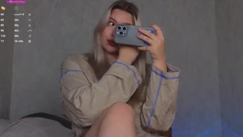 Snapshot of soulmeinme chatting on October 23, 2025, 8:18 pm soulmeinme online show from October 23, 2025, 8:18 pm