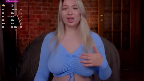 soulmeinme online show from November 17, 2025, 7:41 pm